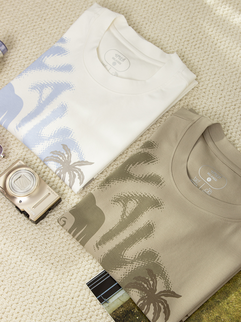 Áo Thun In Chữ Wave To The Beach Form Relax AT174 Màu Trắng