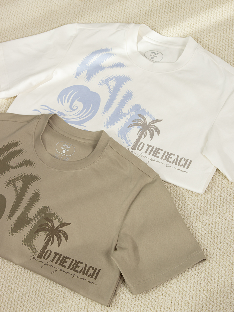 Áo Thun In Chữ Wave To The Beach Form Relax AT174 Màu Trắng