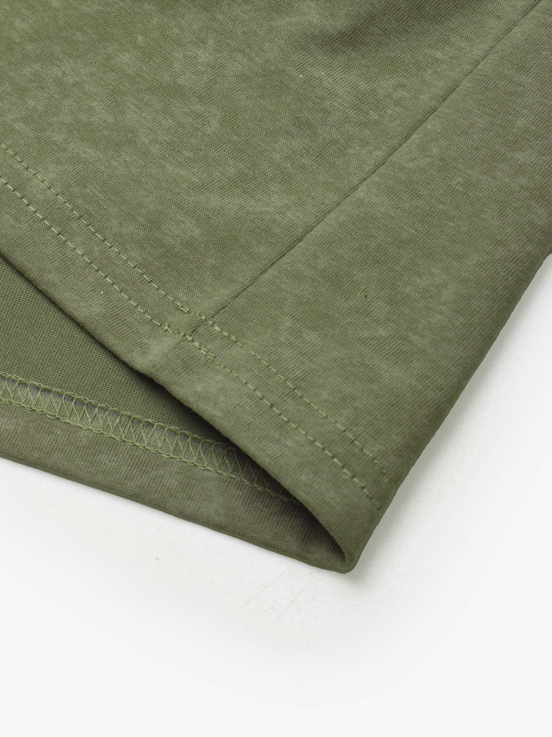 Áo Thun Wash Loang In Hình Lốc Xoáy Form Relax AT173 Màu Rêu