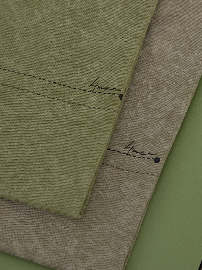 Áo Thun Wash Loang In Hình Lốc Xoáy Form Relax AT173 Màu Rêu