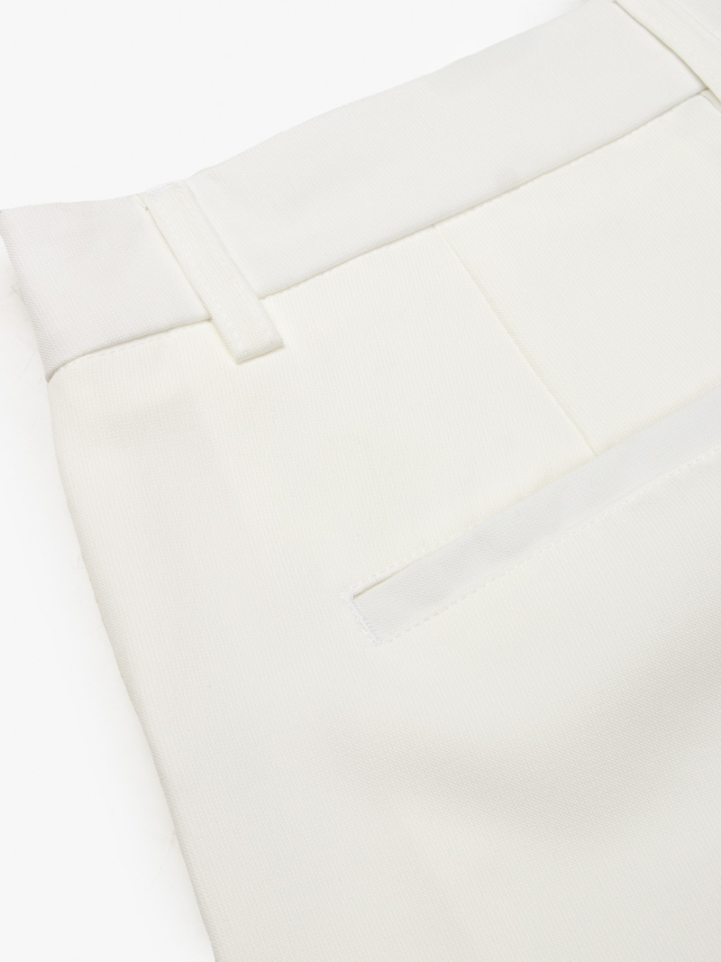 Quần Short Linen Xếp Ly Form Straight QS070 Màu Trắng