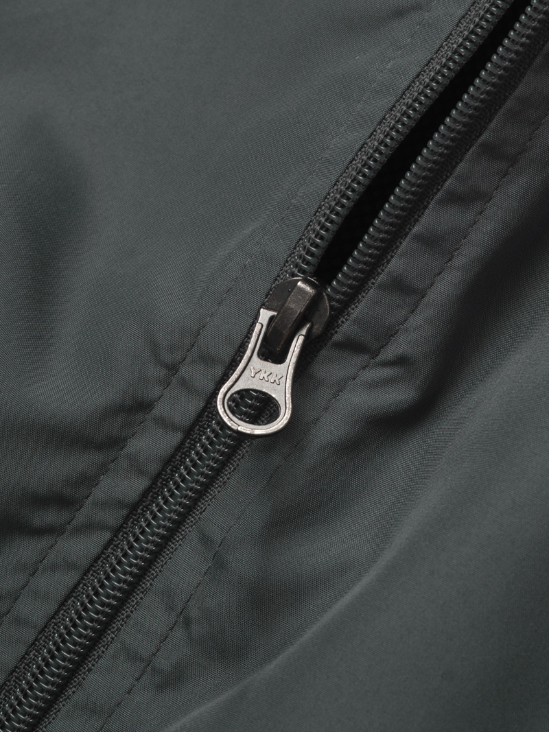 Áo Khoác Dù Trượt Nước Thêu 3D Logo 4M Form Regular AK075 Màu Xám Đậm