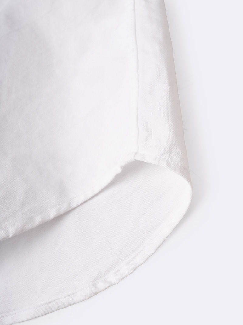 Áo Sơ Mi Tay Ngắn Oxford Thêu 4M Ở Túi Form Regular SM191 Màu Trắng