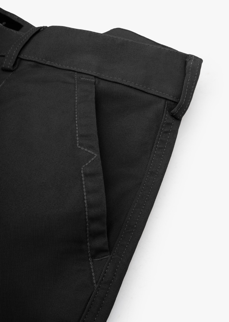 Quần Short Kaki Diễu 2 Bên Miệng Túi Form Straight QS074 Màu Đen