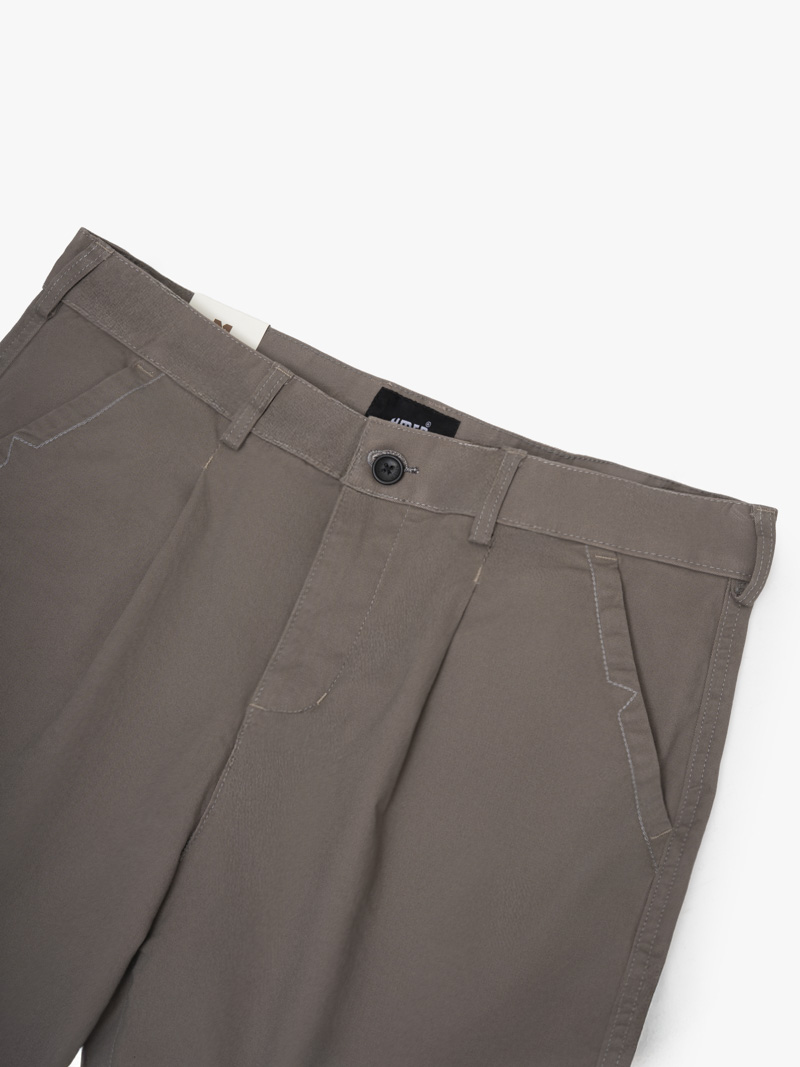 Quần Short Kaki Diễu 2 Bên Miệng Túi Form Straight QS074 Màu Nâu Nhạt