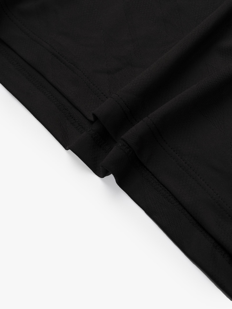 Áo Thun Thể Thao Cổ Phối 2 Màu Form Regular AT176 Màu Đen