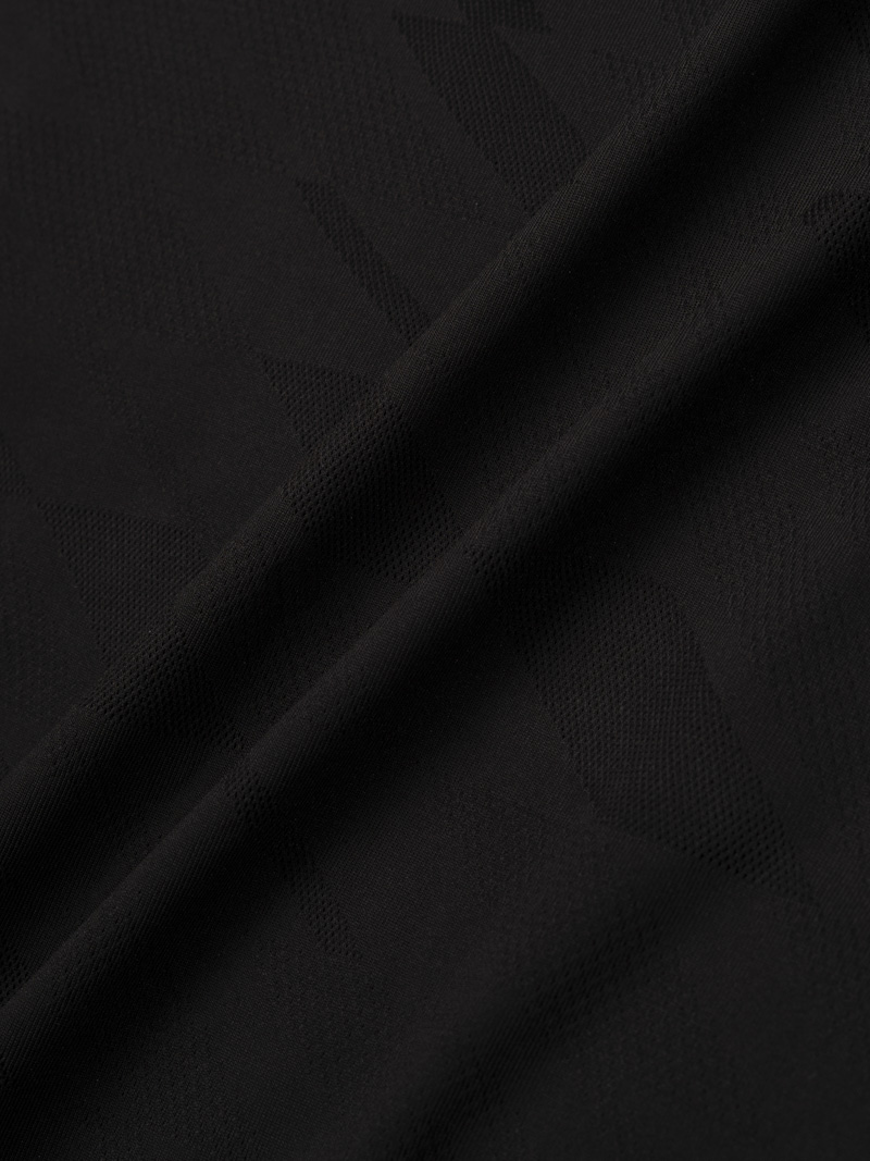 Áo Thun Thể Thao Cổ Phối 2 Màu Form Regular AT176 Màu Đen