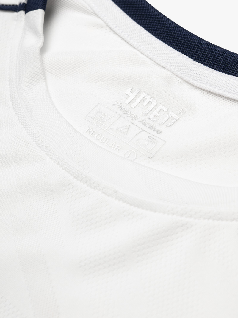 Áo Thun Thể Thao Cổ Phối 2 Màu Form Regular AT176 Màu Trắng