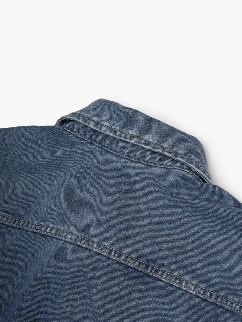 Áo Khoác Jean Trơn Túi Hộp 2 Bên Form Regular AK077 Màu Xanh Biển Đậm