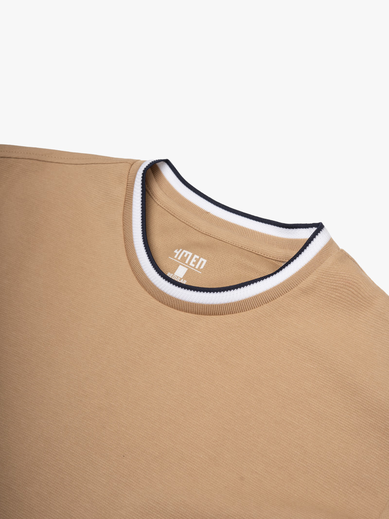 Áo Thun Cổ Tròn Phối Bo Form Regular AT180 Màu Nâu Nhạt