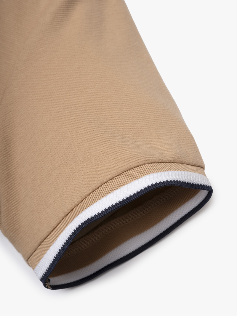 Áo Thun Cổ Tròn Phối Bo Form Regular AT180 Màu Nâu Nhạt