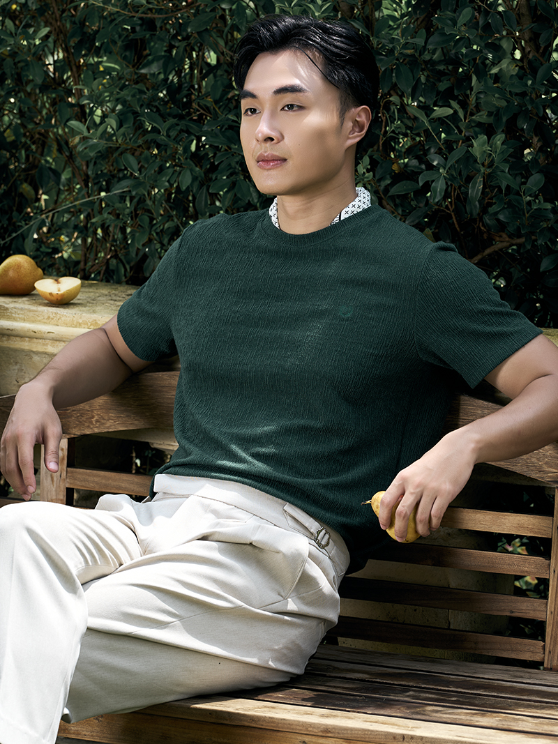 Áo Thun Dệt Kim Thêu Logo M Form Regular AT181 Màu Xanh Lá