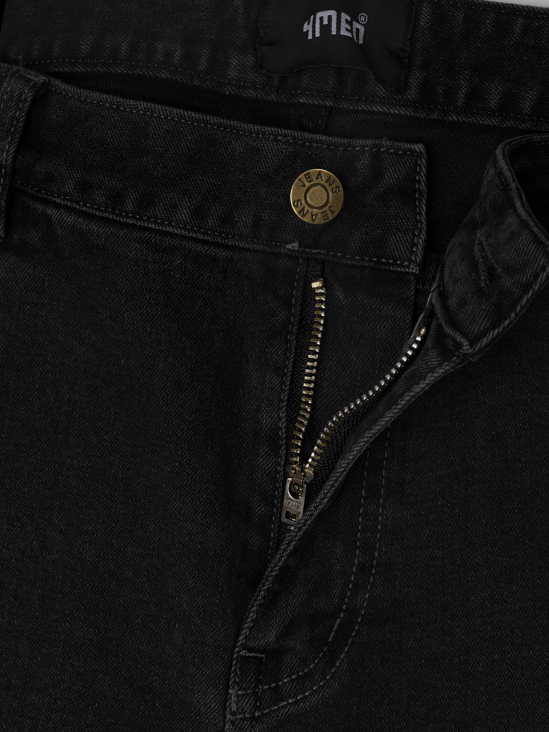 Quần Jean Diễu Túi Sau Form Slimfit QJ117 Màu Đen