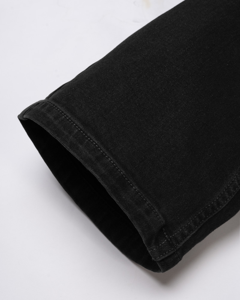 Quần Jean Diễu Túi Sau Form Slimfit QJ117 Màu Đen