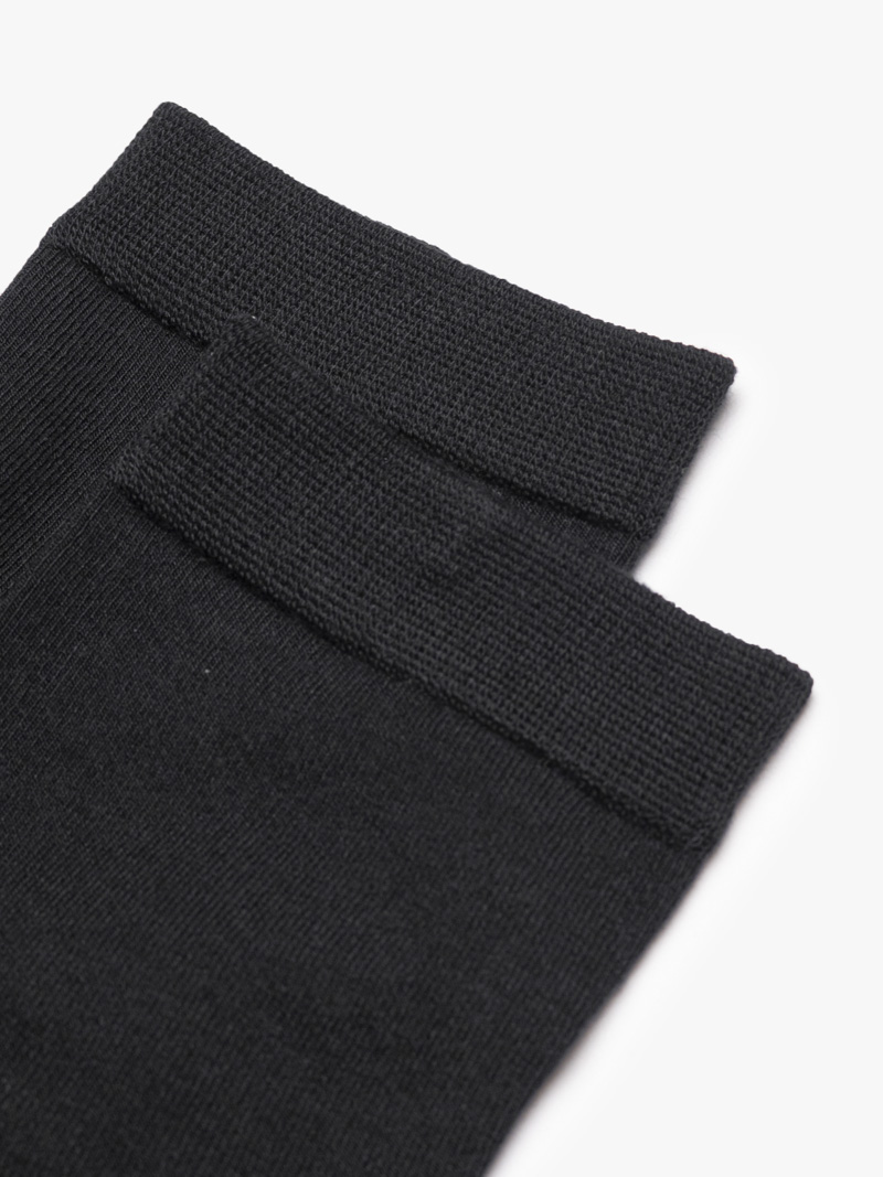 Vớ Công Sở Cổ Trung Sợi Bamboo Kháng Khuẩn Khử Mùi VO148 Màu Xanh Đen