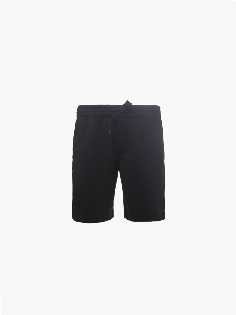 Quần Short Thun Tổ Ong Gắn Tag Silicon Form Regular QS071 Màu Đen